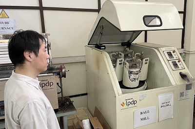 巨大ボールミルにも。